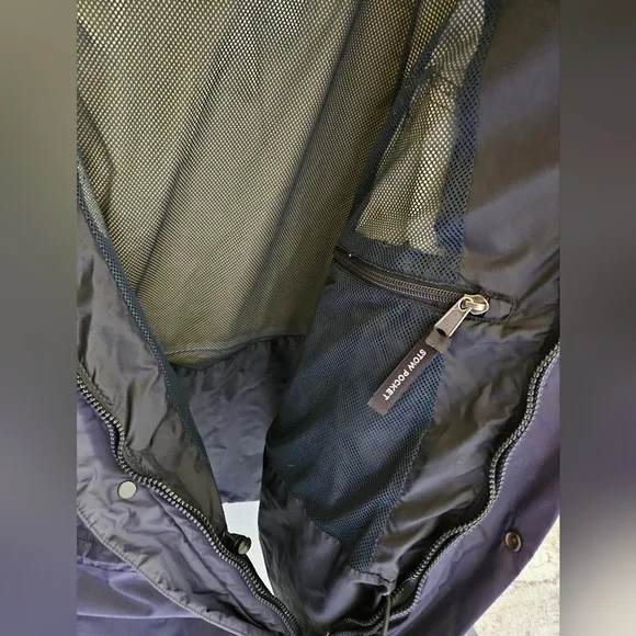 The North Face Gor Tex Mountain jacket coat Men's - Picture 6 of 10